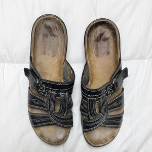 #15 - Clarks Bendable Sandals
